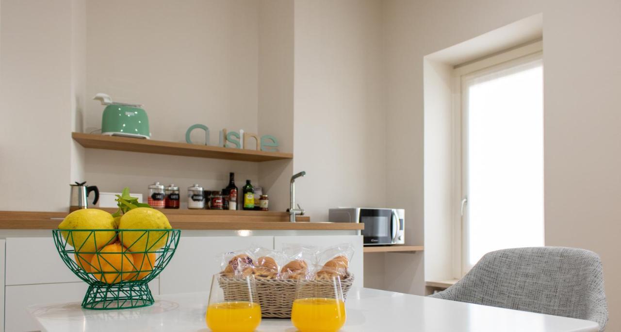 Aqualago Casa Vacanze Apartment C Verbania Eksteriør bilde
