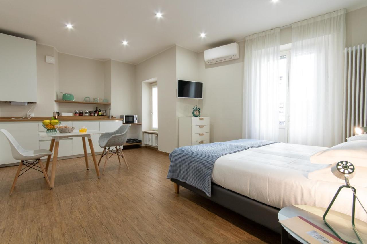 Aqualago Casa Vacanze Apartment C Verbania Eksteriør bilde